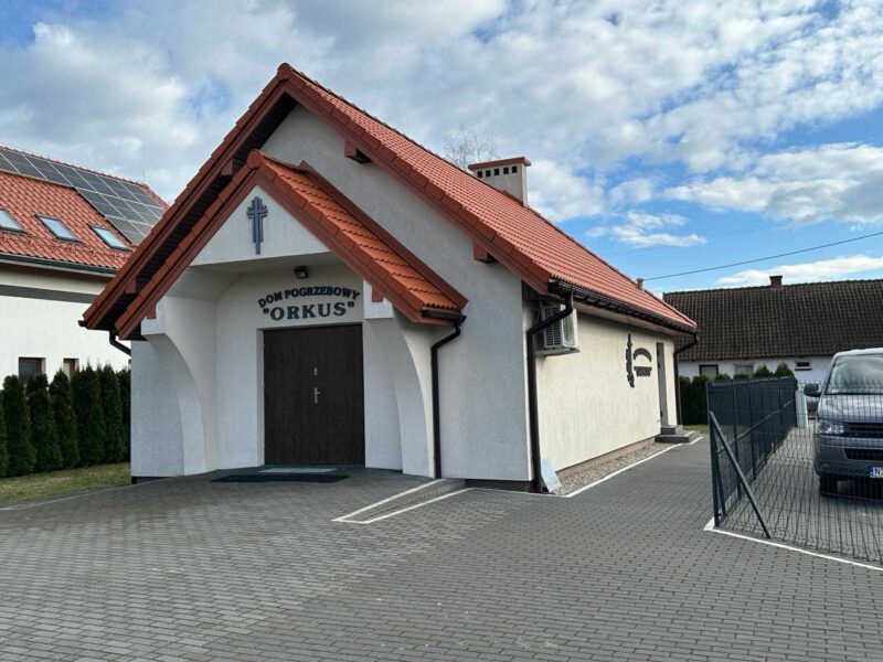 Dom pogrzebowy - Świętajno